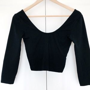 🎀3 for 30🎀 Aritzia Talula Black Crop Top
